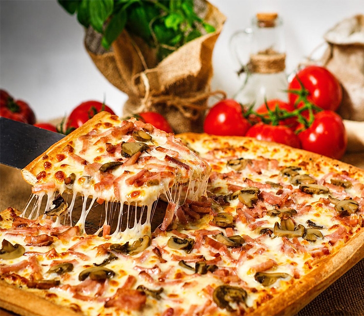 Pizza Carbonara